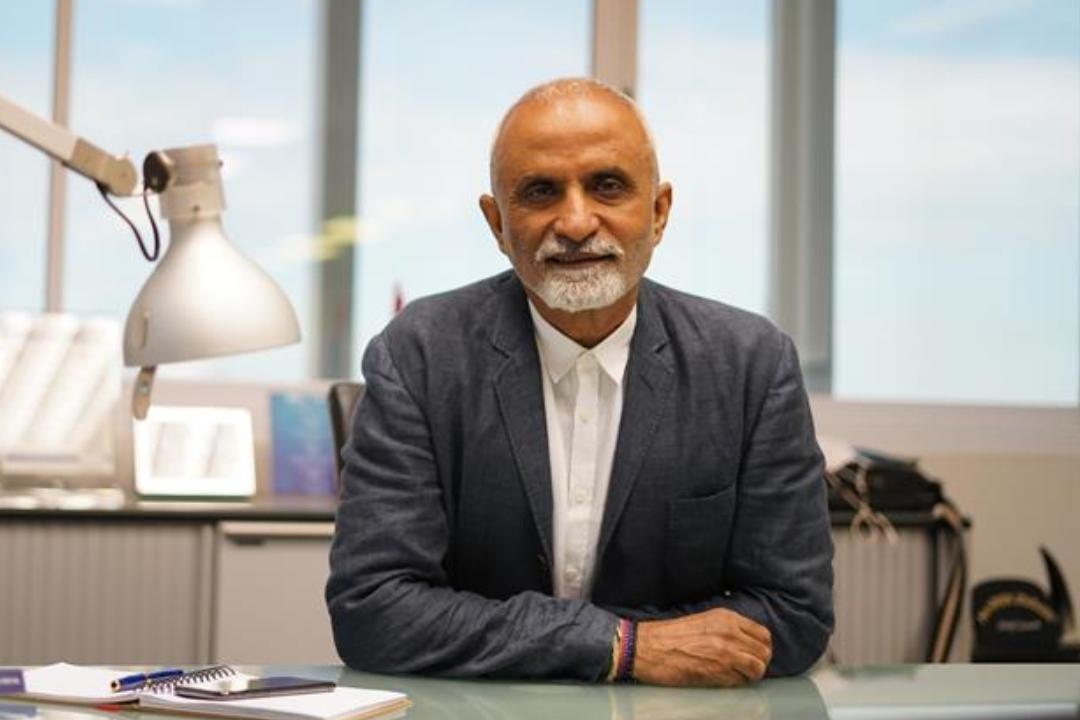 Vivek Dhawan