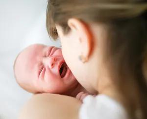 How To Hold A Crying Baby? The Colic Hold For New Parents