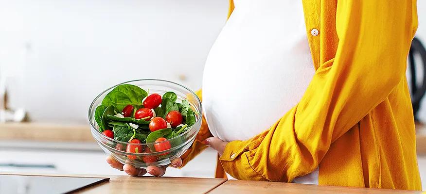 Tomato and Pregnancy: Benefits, Safety, and Tips