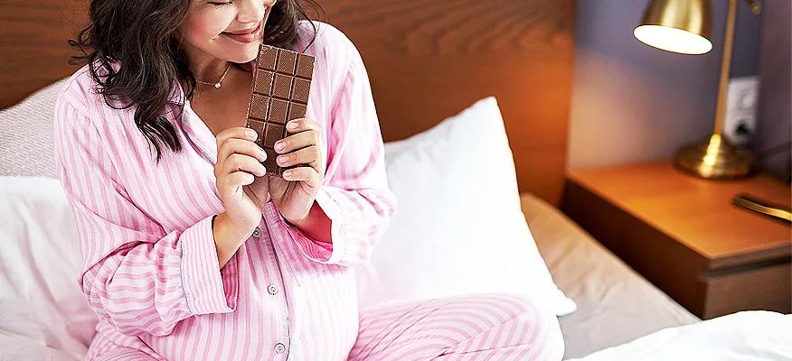 Chocolate and Pregnancy: Safety, Benefits, and Tips