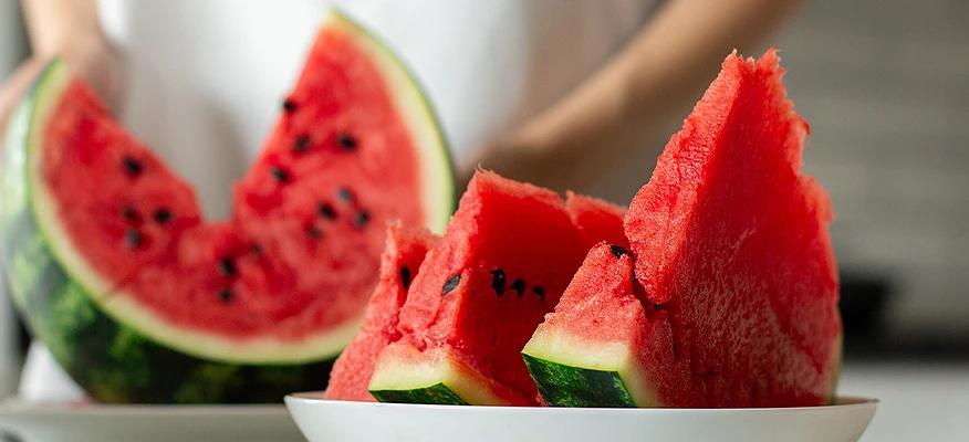 is watermelon good for diarrhea, fresh watermelon slices in a bowl on a kitchen counter