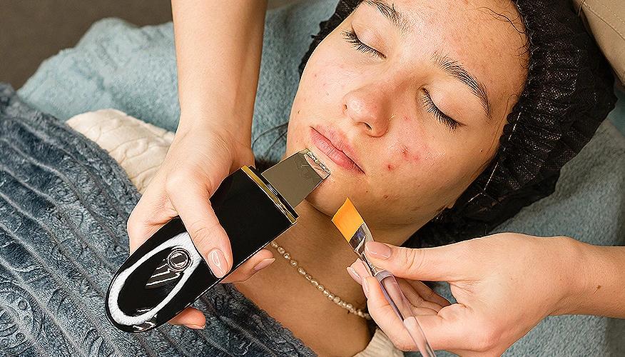 Why is acne treatment by a dermatologist more effective