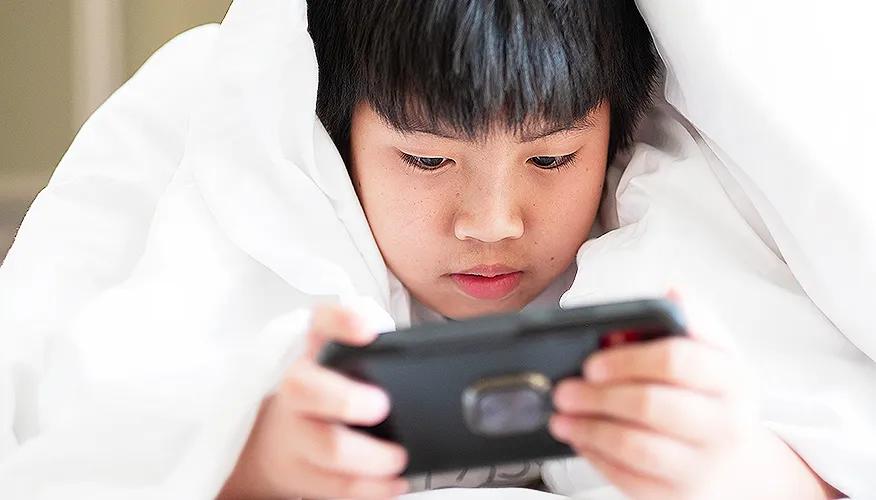 Causes of myopia in children