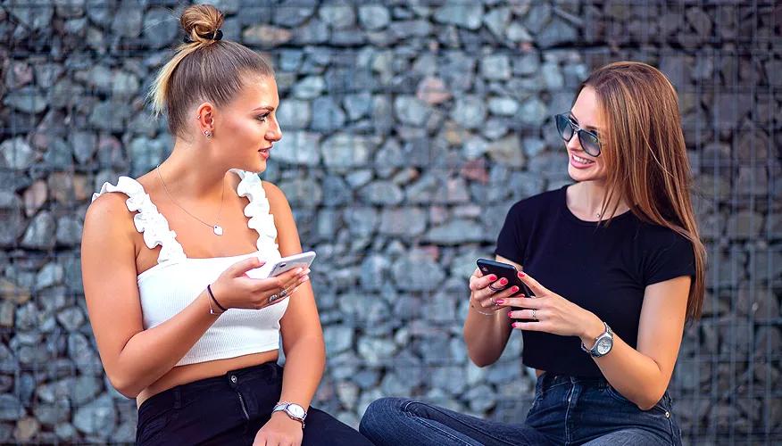 Pros of social media on mental health
