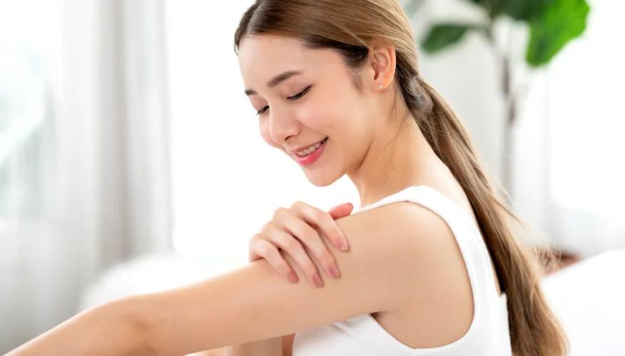 Daily moisturizing