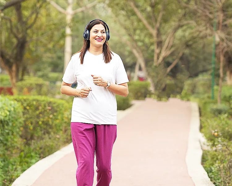 Power Of Daily Walking: Steps to Better Blood Sugar Control